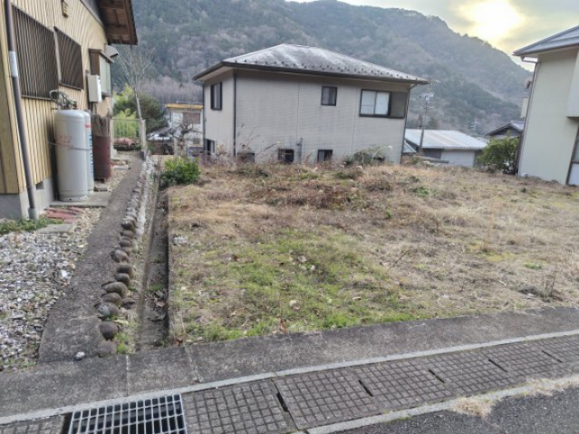５７０３９　岐阜市石谷土地の外観