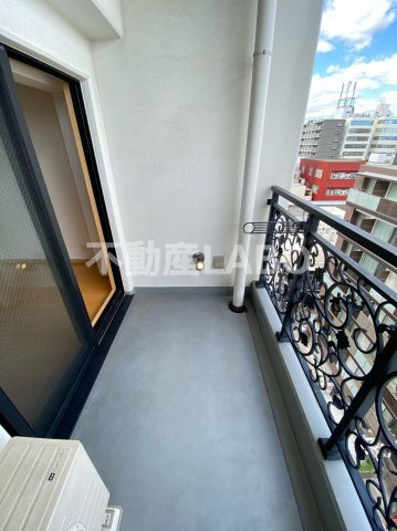 StoRKResidence昭和町のバルコニー