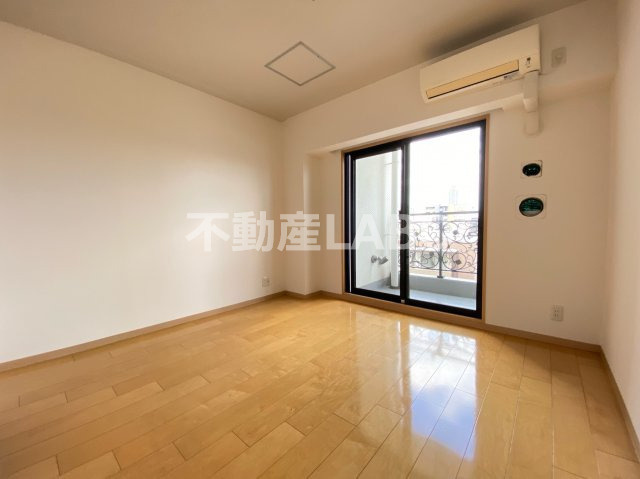 StoRKResidence昭和町の洋室