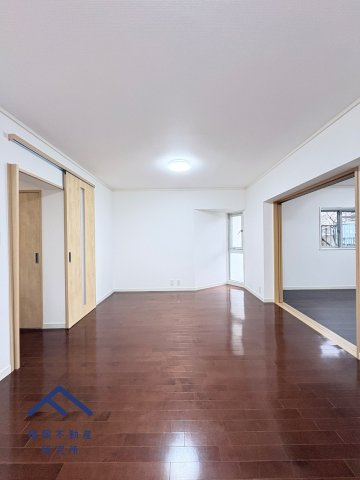 ふよう小戸ハイツの居間・リビング