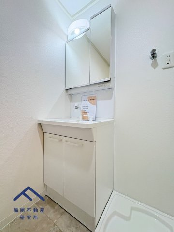 ふよう小戸ハイツの独立洗面台