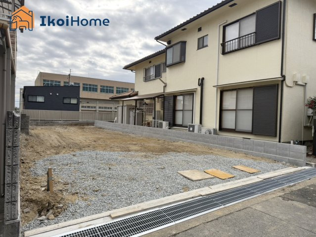 神戸市西区王塚台4丁目　土地の周辺|●資料・カタログのご請求無料●　王塚台小学校までは徒歩5分、王塚台中学校までは徒歩2分。