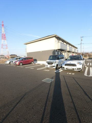 メゾン・ソレイユⅡの駐車場