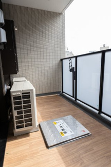 【バルコニー】