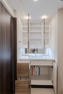 【独立洗面台】