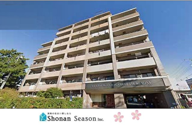 【外観】 | こちらは9階建3階部分で令和8年4月新規フルリノベーション実施！
学区：鶴嶺小学校まで徒歩3分とお子様の通学も楽々です◎
