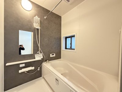 【浴室】 | 読谷村喜名Ⅱ（全11棟）I号棟 | I号棟　浴室換気乾燥機付き♪