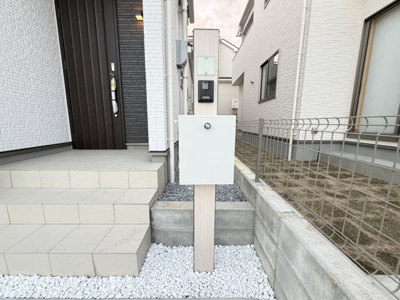 【設備】 | 読谷村喜名Ⅱ（全11棟）I号棟 | I号棟　鍵付きポスト♪