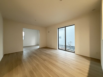 【居間・リビング】 | 読谷村喜名Ⅱ（全11棟）I号棟 | I号棟　LDK15帖♪