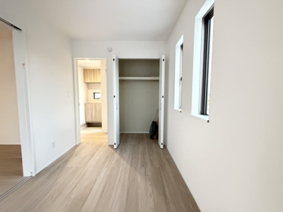 【洋室】 | 読谷村喜名Ⅱ（全11棟）I号棟 | I号棟　1階洋室5帖＋CL付き♪