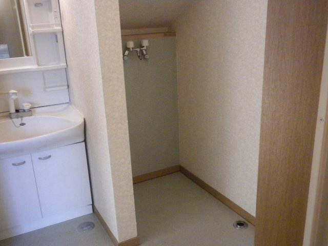 プラティーク1.3の洗面所