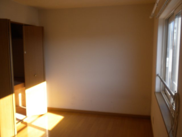 プラティーク1.3の洋室
