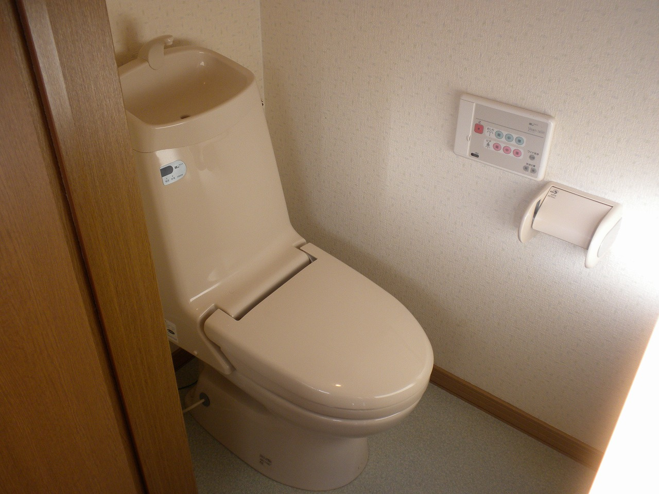 プラティーク1.3のトイレ