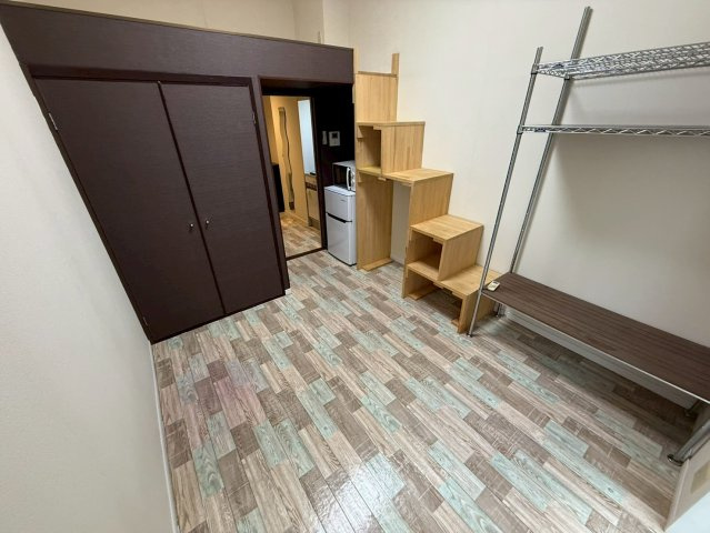 ＦＬＡＴＳ南紀寺の居間・リビング