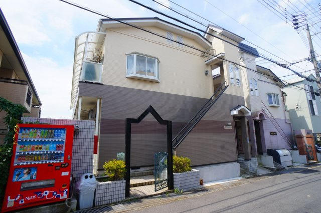 ＦＬＡＴＳ南紀寺の外観