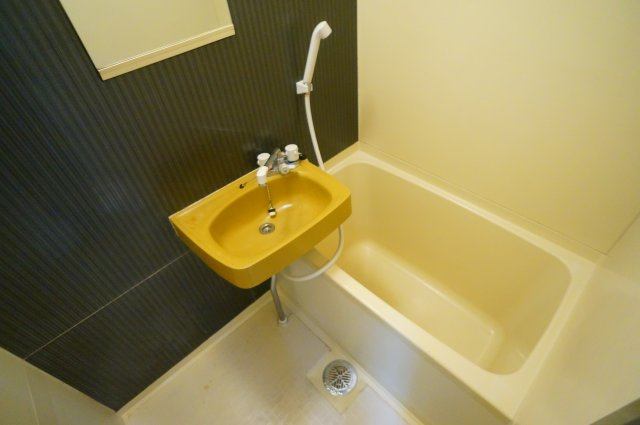 ＦＬＡＴＳ南紀寺の浴室