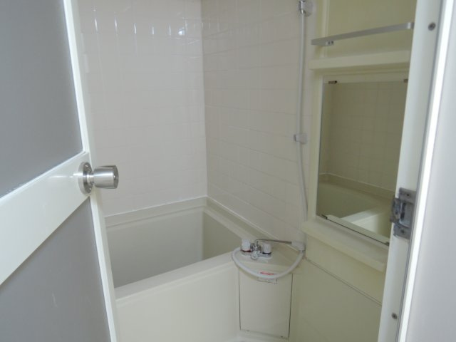 高槻市寿町２丁目の賃貸マンションの浴室