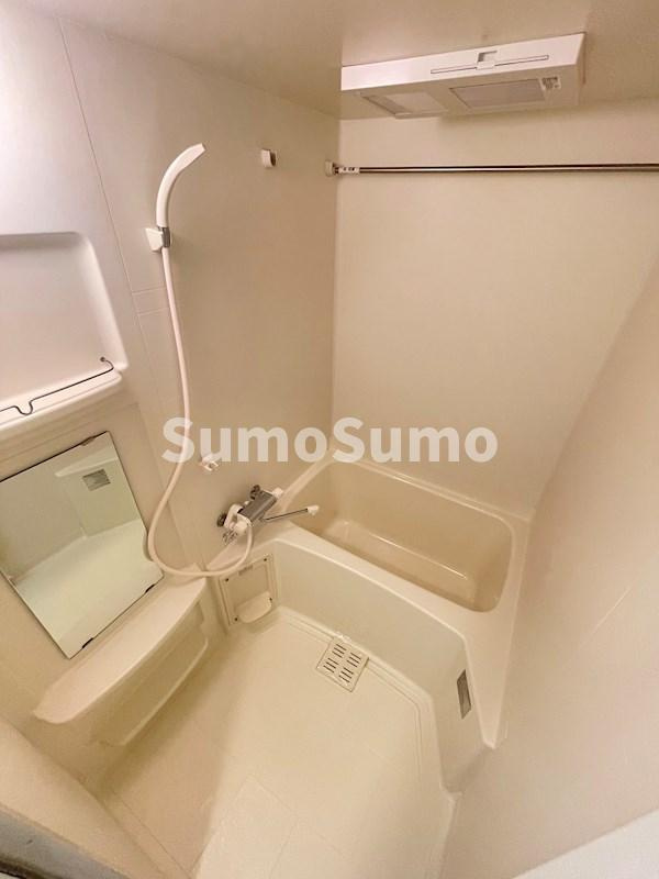 クラウンハイム北心斎橋フラワーコートの浴室