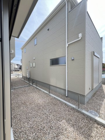 碧南第66照光町　新築住宅＜1号棟＞の庭