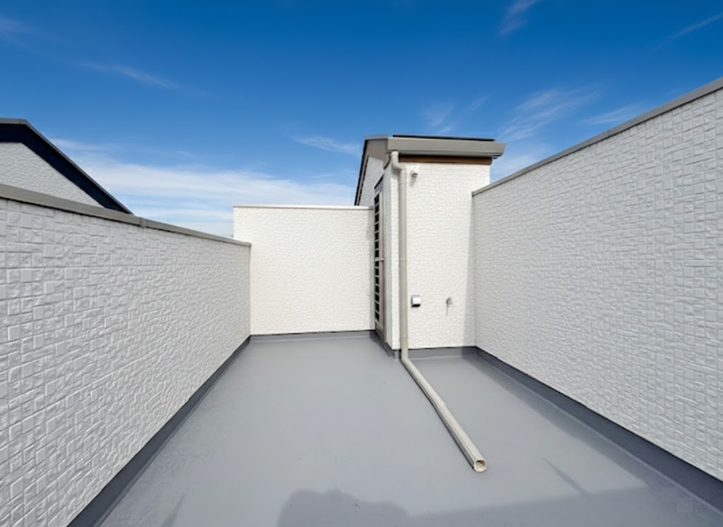 練馬区桜台4丁目 全6棟 E号棟のバルコニー|日当り良好な広々ルーフバルコニー付き(E号棟)