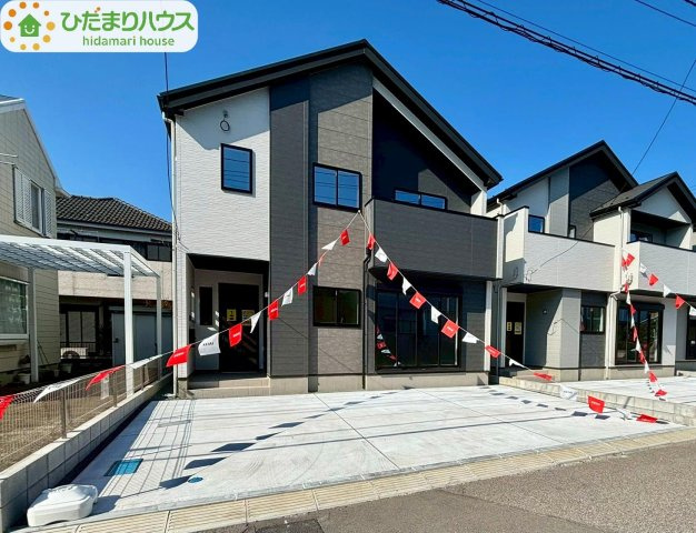 流山市こうのす台　新築戸建　1号棟の駐車場|2台分可能な駐車スペース(車種により異なります。)
