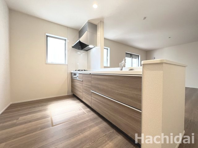 碧南第66照光町　新築住宅＜2号棟＞のキッチン