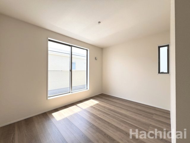 碧南第66照光町　新築住宅＜2号棟＞の洋室|南側7.13帖洋室