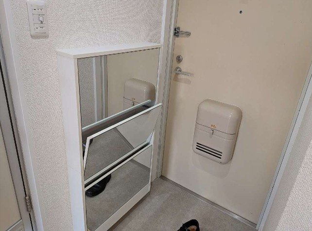 モンテローザ中野の玄関