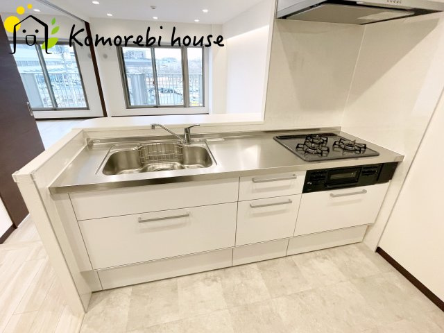 ソフィア上尾B棟のキッチン|コンパクトなキッチンで掃除もラクラク