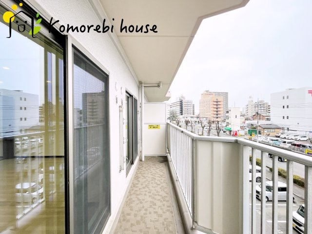 ソフィア上尾B棟のバルコニー|落ち着いた時間を過ごせるバルコニーです