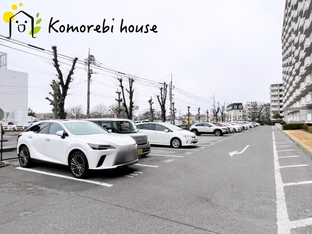 ソフィア上尾B棟の駐車場
