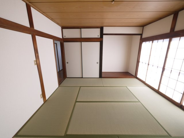 山武市白幡　中古戸建の和室|内装リフォーム済み令和8年1月　４LDK  リビング約15.5帖 ユニットバス 給湯器・コンロ交換