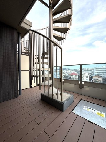 SKY & OCEAN TERRACE ヴェレーナグラン江ノ島鵠沼海岸のバルコニー