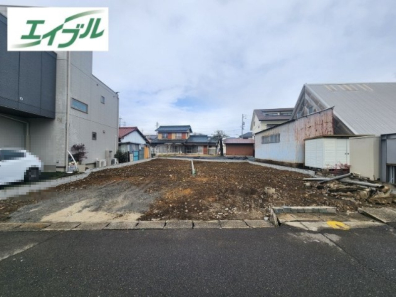 小牧市小牧１丁目　新築戸建　1号棟の外観|名鉄小牧線「小牧」駅まで徒歩１４分。
ドラッグストア・コンビニ近く。