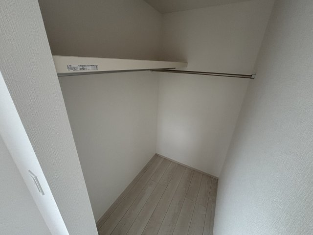 小牧市小牧１丁目　新築戸建　1号棟の収納|各居室にWIC付き！