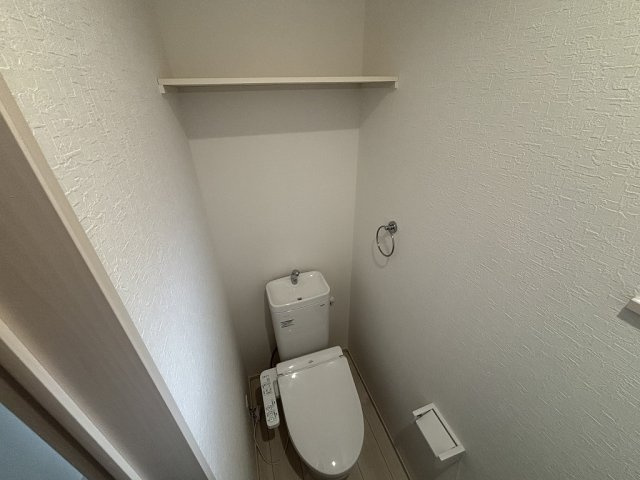 小牧市小牧１丁目　新築戸建　1号棟のトイレ|2Fトイレです