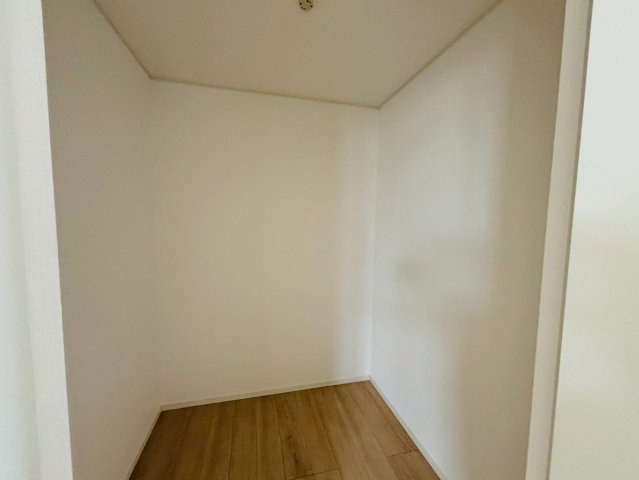 七栄第３３　新築戸建て　６号棟の収納