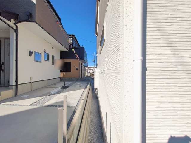 富士見市羽沢１丁目の新築一戸建のバルコニー