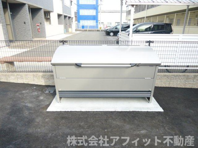 【その他共用部分】 | メイト | 敷地内ゴミ置場