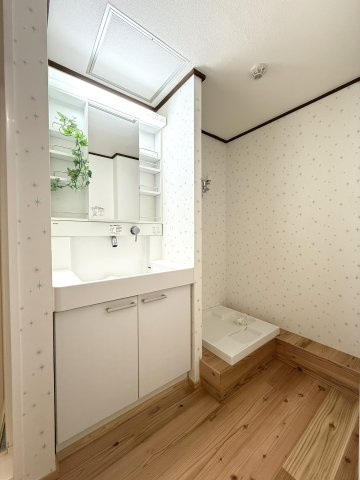 ドエル札幌の独立洗面台