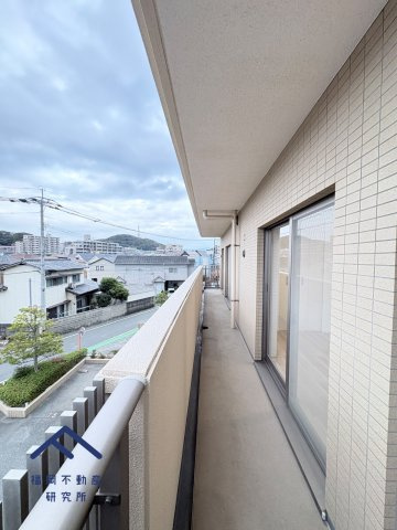 コスモ長尾リバーフォルムのバルコニー