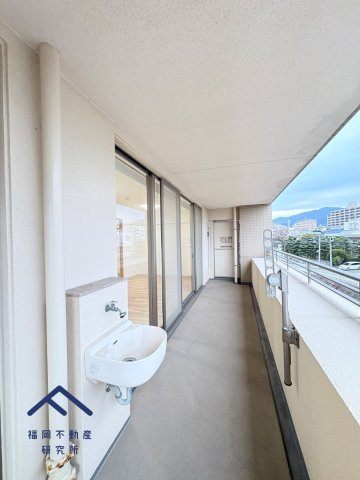 コスモ長尾リバーフォルムのバルコニー