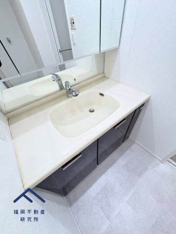 コスモ長尾リバーフォルムの独立洗面台