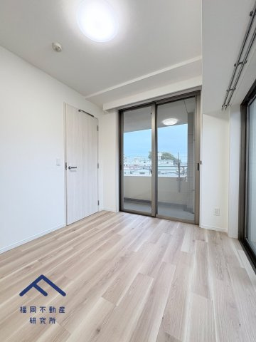 コスモ長尾リバーフォルムの洋室