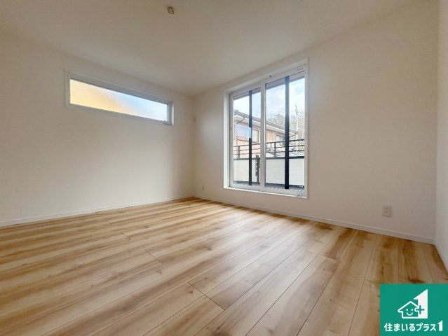 三田市つつじが丘南　新築一戸建ての洋室|シンプルな洋室は、自分好みのインテリアが楽しめます♪ご家族とインテリアや家具を選びに行くのは新築購入時の醍醐味の一つです。ぜひお楽しみください♪