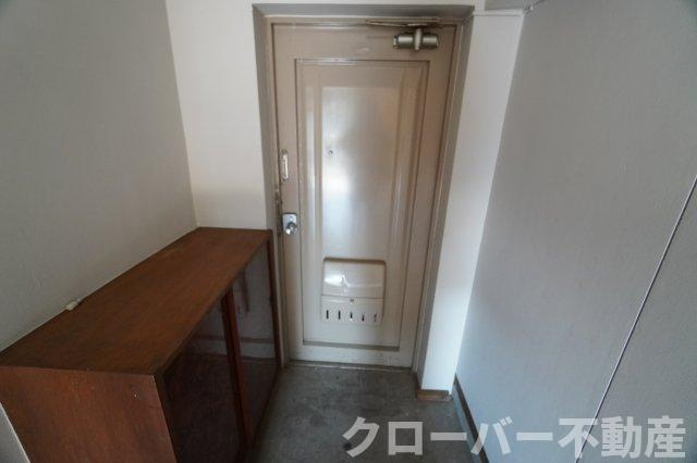 コーポオノの玄関