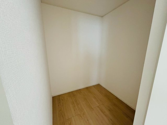 七栄第３３　新築戸建て　７号棟の収納