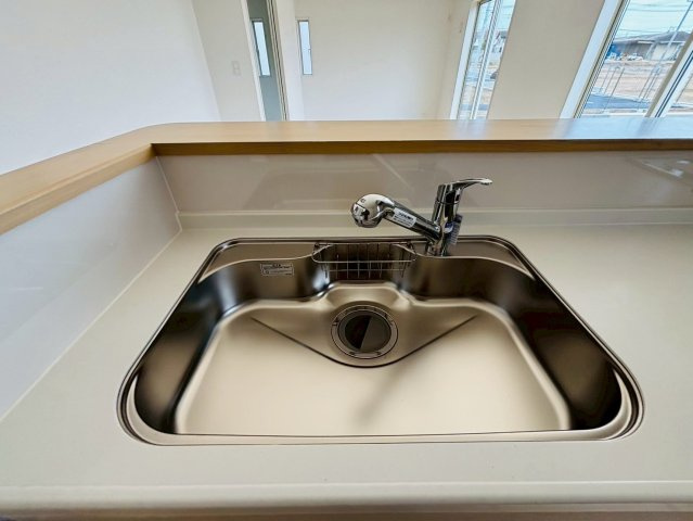 七栄第３３　新築戸建て　７号棟のキッチン