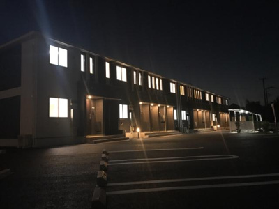 【外観】 | IXIA（イクシア） | 外観写真（夜）