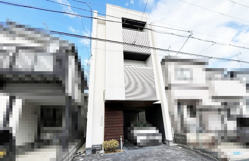野洲市栄　中古戸建の外観